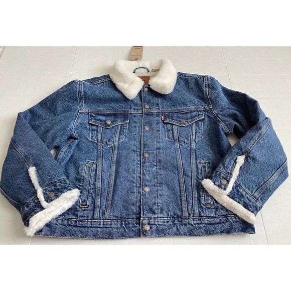 Levi's Women’s Cozy Faux Fur Collar Ex-Boyfriend Trucker Denim Jacket Sz XL NWT - Picture 1 of 11